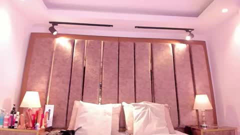 AishaValcazar online show from 04/11/26, 04:17