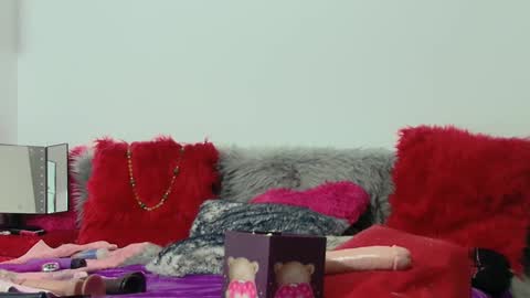 Snapshot of aitanna_love chatting on 02/23/25, 07:00 Aitanna Love online show from 02/23/25, 07:00