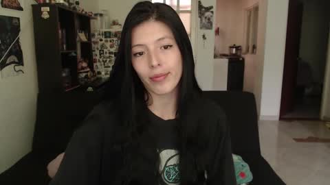 Snapshot of aizen_myo chatting on 09/15/25, 04:07 Aizen My- online show from 09/15/25, 04:07