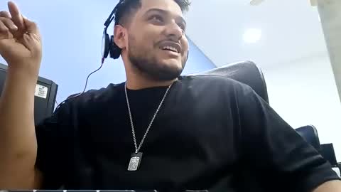 Esteban online show from 12/30/24, 05:04