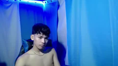 aj_daksxx online show from 12/21/25, 09:27