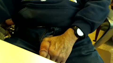 aj_ipa online show from 11/21/25, 08:51