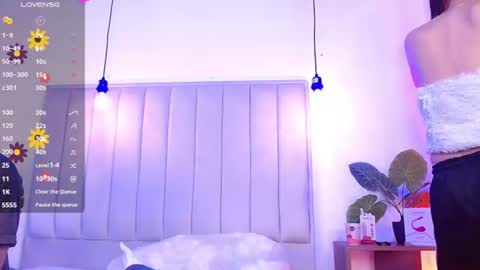 aji_golds online show from 06/15/26, 02:08