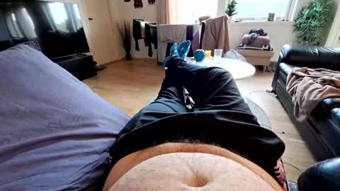 ak_2 online show from 04/13/26, 07:14