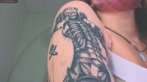 Snapshot of akaheby chatting on 11/27/25, 01:24 akaheby online show from 11/27/25, 01:24