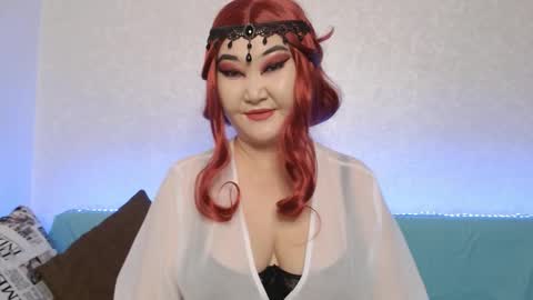 Snapshot of akanire chatting on 09/25/25, 07:12 Shelly online show from 09/25/25, 07:12