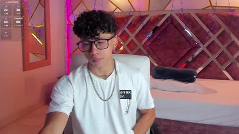 akazaboy online show from 01/07/25, 04:08