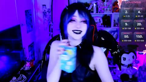 Aki online show from 04/11/26, 12:04