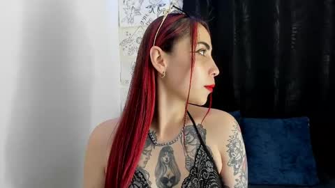 Snapshot of akila_clive chatting on 05/20/26, 08:48 carolina online show from 05/20/26, 08:48