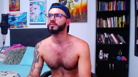 akiles online show from 03/10/25, 10:13