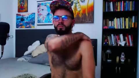 akiles online show from 10/29/25, 11:17