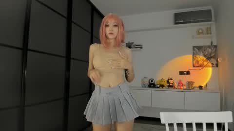 Snapshot of akime_girl chatting on 11/14/25, 03:27 Akime online show from 11/14/25, 03:27