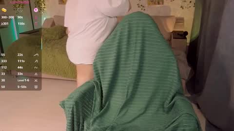 Aki online show from 10/24/25, 01:29