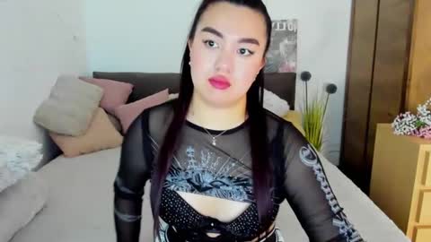 akira_oh_yes online show from 12/10/24, 09:55