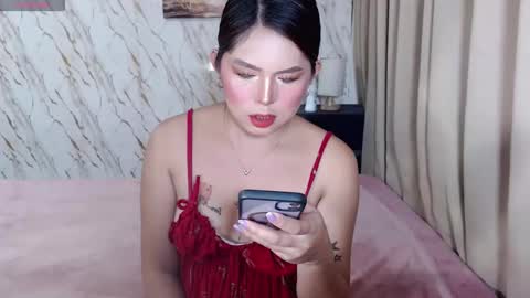 akiragirl_ online show from 05/19/26, 09:54