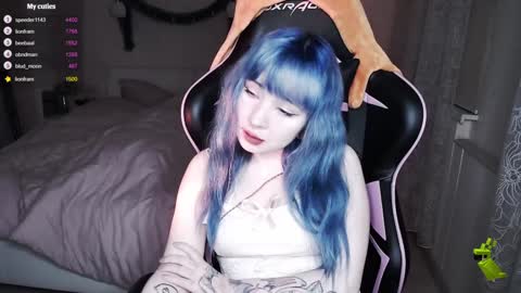 akirahartyx online show from 12/29/24, 03:13