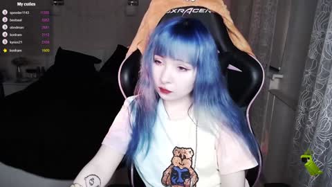 akirahartyx online show from 02/05/25, 03:52