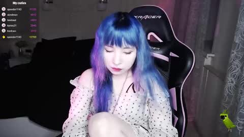 akirahartyx online show from 03/09/25, 04:00