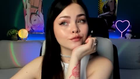 Snapshot of akirakatsu chatting on 01/04/25, 07:44 Akira online show from 01/04/25, 07:44