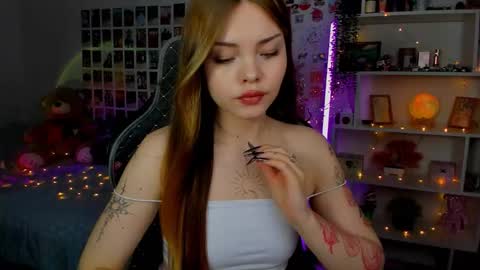 Snapshot of akirakatsu chatting on 10/21/25, 11:44 Akira online show from 10/21/25, 11:44