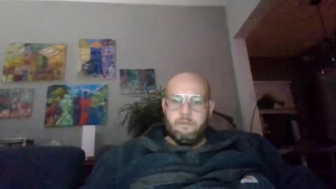 akpchi1984 online show from 12/25/24, 01:42