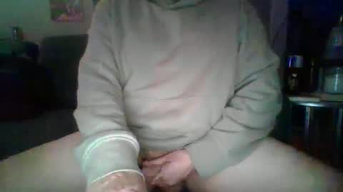 akpchi1984 online show from 01/13/25, 03:23