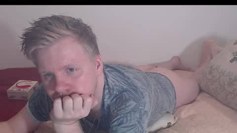 Snapshot of aktavian_w chatting on 10/06/25, 06:49 aktavian_w online show from 10/06/25, 06:49