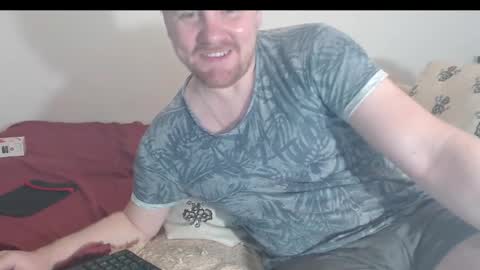 Snapshot of aktavian_w chatting on 10/12/25, 05:12 aktavian_w online show from 10/12/25, 05:12