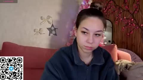 Snapshot of al1ice_moures chatting on 01/07/26, 01:19 Al1ice online show from 01/07/26, 01:19