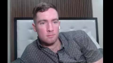 Alex online show from 01/12/25, 02:52