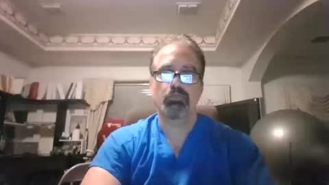 Snapshot of aladdin31673 chatting on 10/15/25, 02:33 aladdin31673 online show from 10/15/25, 02:33