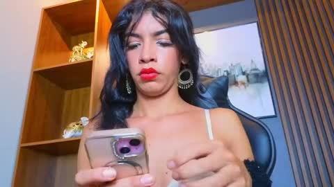 Snapshot of alahia__rodriguez chatting on 05/04/26, 07:54 Alahia Rodriguez online show from 05/04/26, 07:54