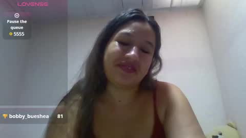 Snapshot of alahia_fox chatting on 02/14/25, 03:58 alahia online show from 02/14/25, 03:58