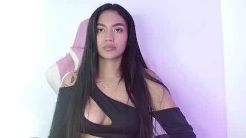 Snapshot of alahia_sweet_official chatting on 11/04/25, 08:30 Alahia sweet official online show from 11/04/25, 08:30