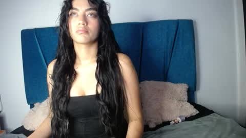 Snapshot of alahia_sweet_official chatting on 11/15/25, 07:54 Alahia sweet official online show from 11/15/25, 07:54