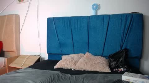 Snapshot of alahia_sweet_official chatting on 11/27/25, 07:49 Alahia sweet official online show from 11/27/25, 07:49