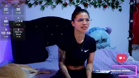 Snapshot of alaia_asuka chatting on 11/19/25, 01:16 Alaia online show from 11/19/25, 01:16