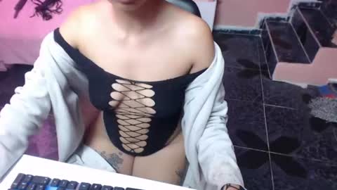Snapshot of alaia_blue1 chatting on 07/28/26, 07:39 alaia_blue1 online show from 07/28/26, 07:39