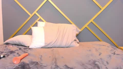 alaia_colins online show from 02/26/25, 06:37