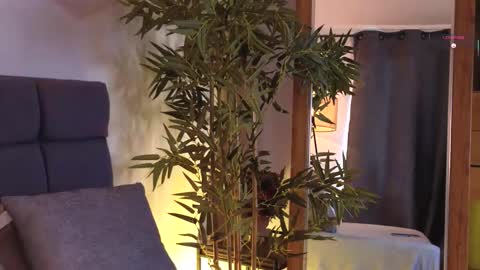 Snapshot of alaiaaddict chatting on 02/04/26, 09:09 alaiaaddict online show from 02/04/26, 09:09