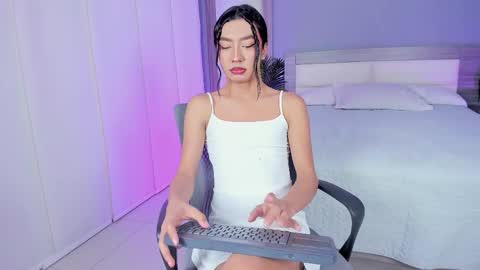 alaiaguerra online show from 11/02/25, 07:49