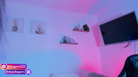   online show from 03/18/26, 10:18