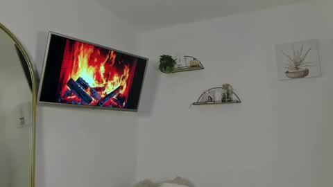 Snapshot of alaiarogerss chatting on 06/02/26, 10:39 online show from 06/02/26, 10:39
