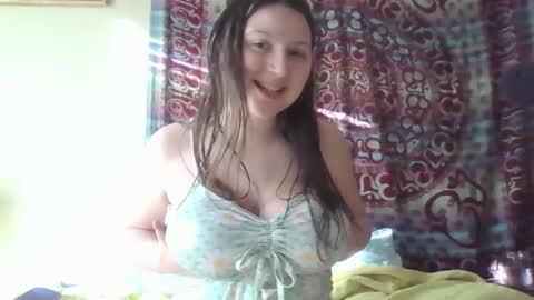 Snapshot of alaira_moon_lenai chatting on 01/02/25, 08:57 Alaira Moon online show from 01/02/25, 08:57