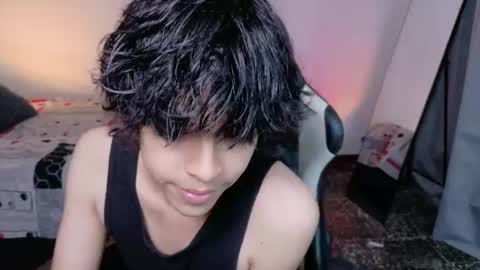 Snapshot of alan18n chatting on 06/21/26, 04:59 alan18n online show from 06/21/26, 04:59
