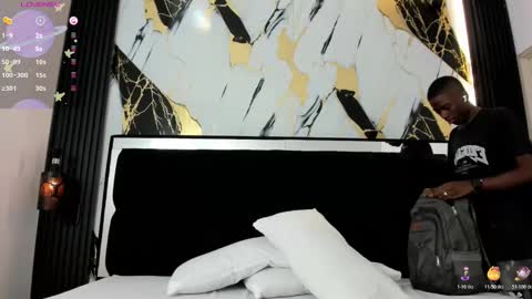 Snapshot of alan_blacke chatting on 11/01/25, 07:49 alan_blacke online show from 11/01/25, 07:49