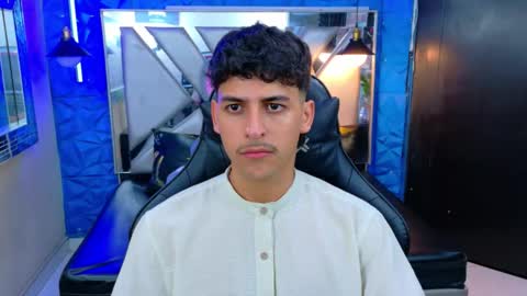 Snapshot of alan_del_reyx chatting on 09/27/25, 03:33 ALAN DEL REY online show from 09/27/25, 03:33