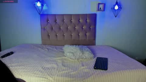 Snapshot of alan_karol_mds chatting on 01/11/25, 10:51 Alan and Karol online show from 01/11/25, 10:51