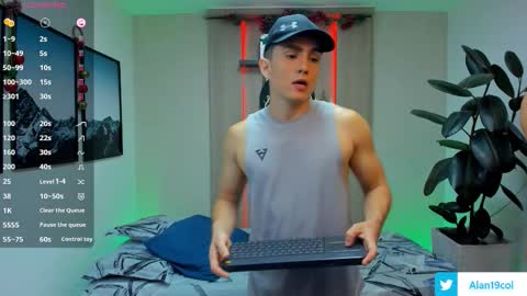 Alan  Kevin can we reach 100 thumbs up please guys  online show from 12/20/25, 07:10