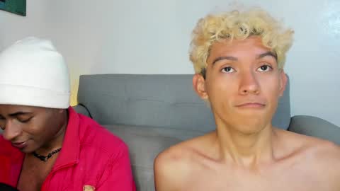 Snapshot of alan_scot chatting on 12/05/24, 03:26 Alan and Criss - WE JUST FRIENDS WITH BENEFITS BOTH VERS online show from 12/05/24, 03:26